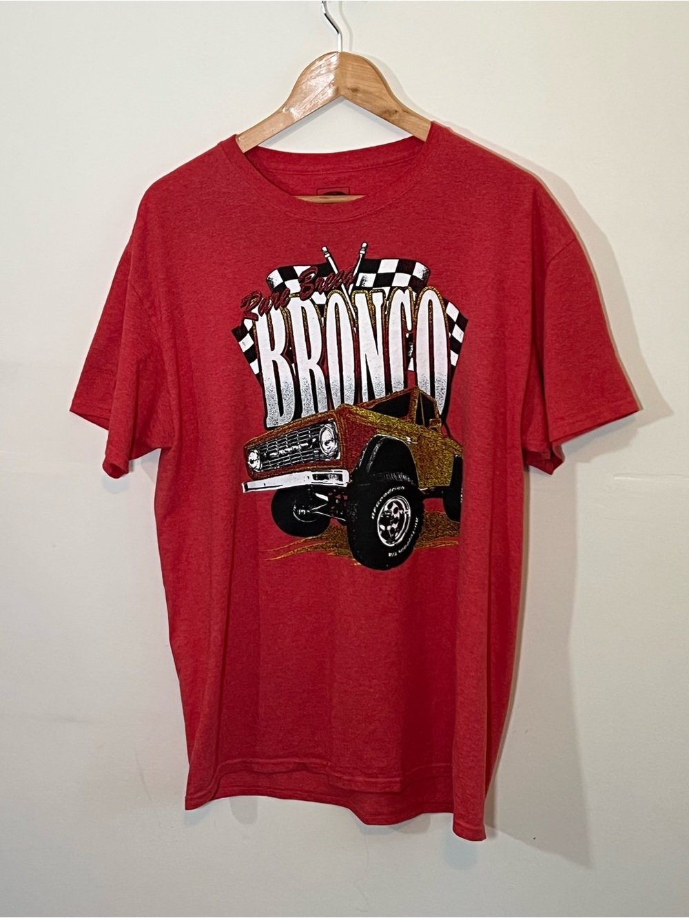 Ford Bronco Men’s Large Red Graphic T-Shirt 4x4 Off Road Licensed Tee